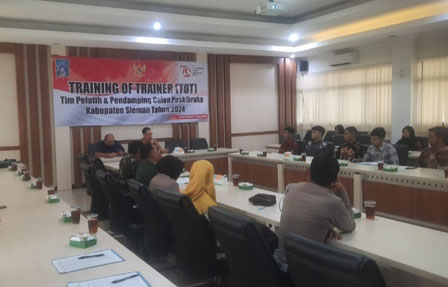 Kesbangpol Kabupaten Sleman Adakan Training Of Trainier 2024