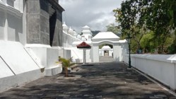 Sejenak Berwisata Religi Di Masjid…