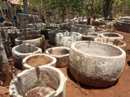 Kolah Zaman Kuno Dari Batu Andesit…