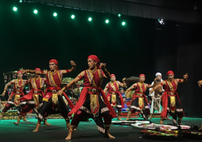 Festival Jathilan Sleman 2022 Seniman Sseniman Muda Tumbuh  Sebagai Regenerasi 
