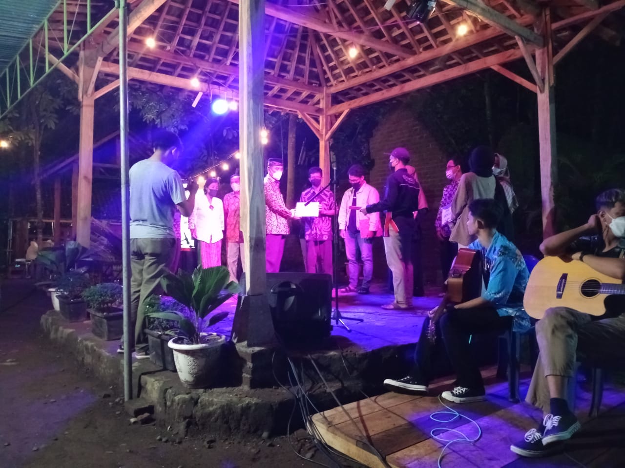  Lurah Agus Purwoko Trimurti Srandakan Bantul Melaunching Logo Pokdarwis Pesona Trimurti 