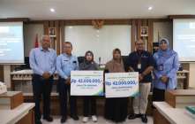 Pemkab Sleman Serahkan Santunan…