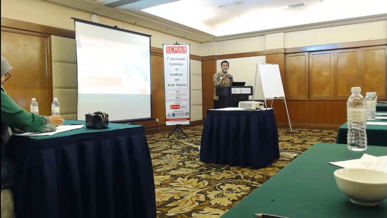 Dosen dari Indonesia Presentasikan Inovasi Penatalaksanaan Hipertensi Digital di Konfrensi Internasional Malaysia