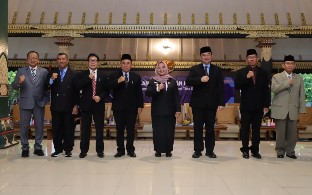  INILAH KETUA DEWAN PENGAWAS PERUMDA AIR MINUM TIRTA SEMBADA 
