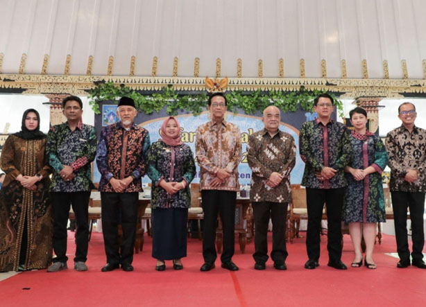 Gubernur DIY Dalam Syawalan Sleman Dorong Kabupaten-Kota Berkomitmen Mengurangi Kemiskinan