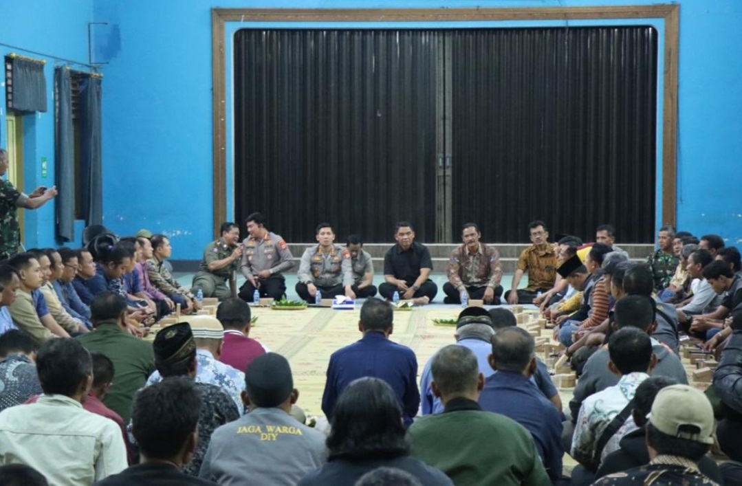 Pesan Kapolda DIY Untuk Jaga Warga dan Polisi RW Ambarketawang Gamping Sleman 2023.