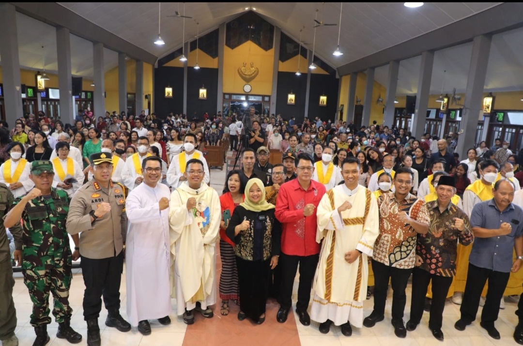 JAGA KONDUSIFITAS NATAL, FORKOMPIMDA SLEMAN KUNJUNGI SEJUMLAH GEREJA 