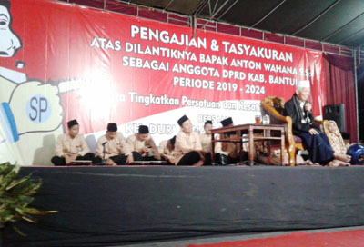 KH Duri Ashari Semararng Jelaskan Bedanya Ngaji Dan Pengajian 
