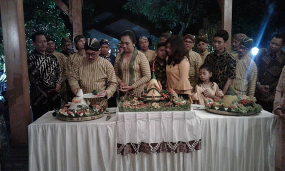 Tetenger Pendopo Joglo ”Mukti” Persembahan Pelestari Budaya Jawa