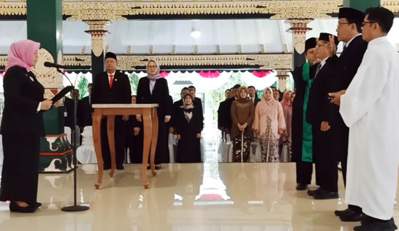 SEKDA SLEMAN YANG BARU DIPERCAYAKAN KEPADA SUSMIARTO