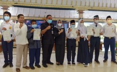 PEMKAB SLEMAN BERIKAN BEASISWA…