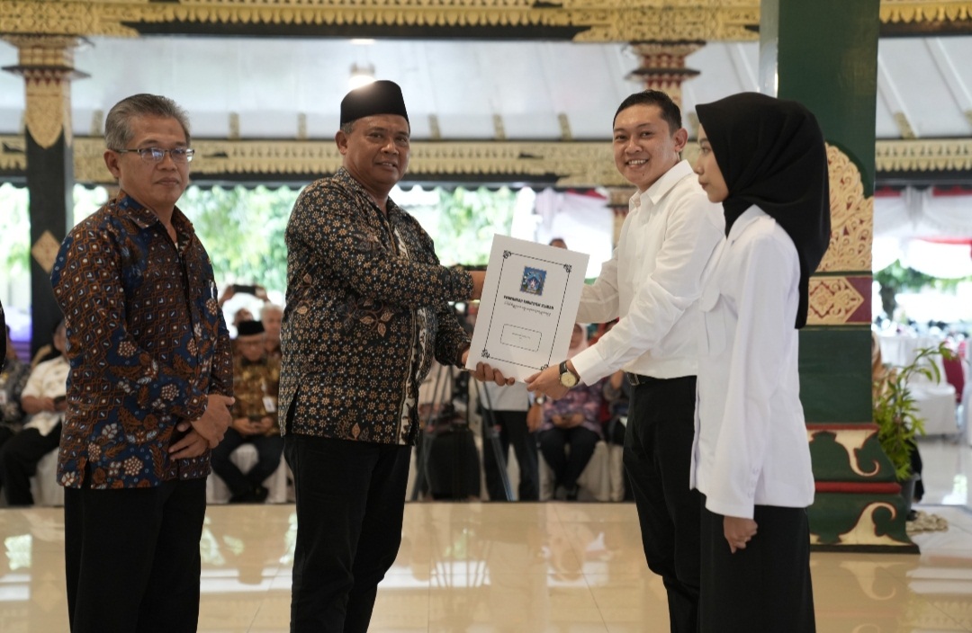 Bupati Sleman Serahkan 144 SK CPNS Kabupaten Sleman