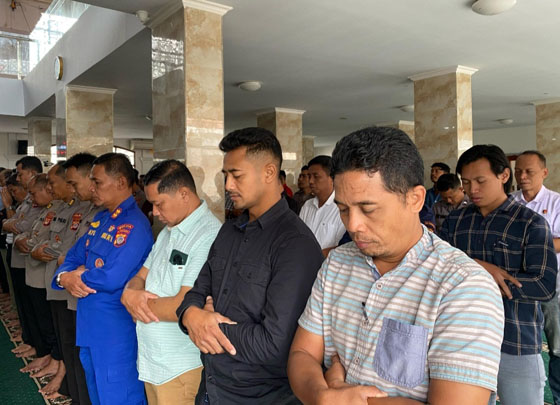 Polda DIY Gelar Sholat Ghoib Untuk 3 Anggota Polri Gugur Dalam Tugas Di Way Kanan Lampung 