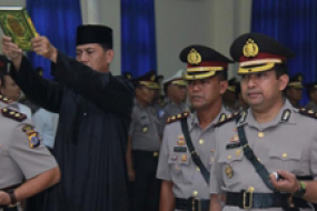 Sertijab Kapolsek Kalasan Kompol Haryanto- Kompol Teguh Mulyono.