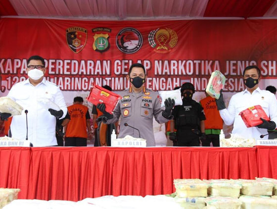 Cegah dan tangkal Peredaran narkoba Kapolri Perintahkan  Bentuk Kampung Tangguh Narkoba