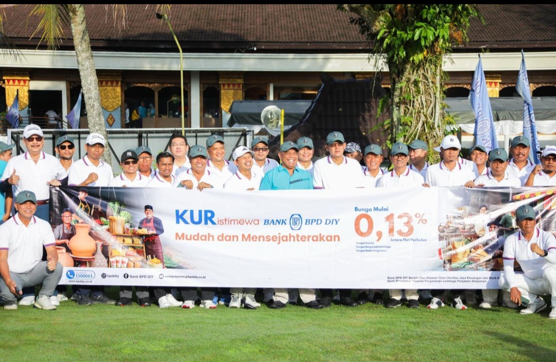 Bupati Sleman Bersama Wakil Bupati Opening Tournament Golf Bupati Cup XIX Rangkaian Hari Jadi Sleman Ke- 109 
