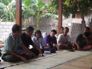 Warga Gancahan Godean Desak Tutup…