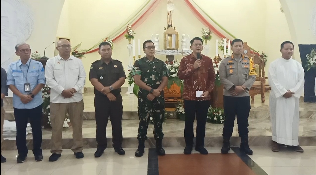 Perayaan Natal Damai dan Kondusif, Forkopimda Sleman Lakukan Pantauan di Sejumlah Gereja.