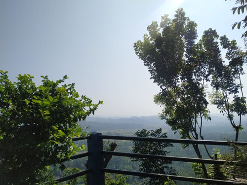Inilah Keunikan dan Keindahan Tangkil Cliff Yang Tersembunyi Di Kulon Progo