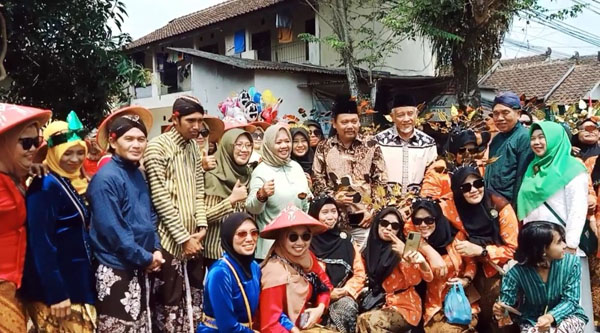 PERDANA GELARAN MERTI DUSUN NGALANGAN DIMERIAHKAN DENGAN KIRAB BUDAYA