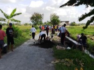 Gotong Royong Membuat Awet Muda…