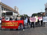 AKSI SOLIDARITAS MENDUKUNG REVISI…