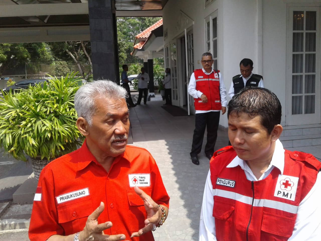 Musim Kemarau Banyak Droping Air Kedepan Diperlukan Bak Untuk Stok Air bersih