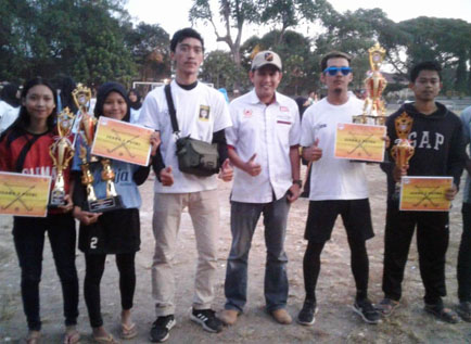Tim Hoki Kota Yogyakarta Silangkan Gelar Juara 1 Kejurda Hoki Field Senior