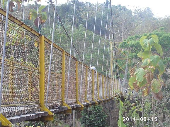 Proyek Jembatan Spektakuler di Gembyong Ngoro-oro Patuk Gunungkidul Menghubungkan Gayamharjo Prambanan 2018 Bisa di Pakai 