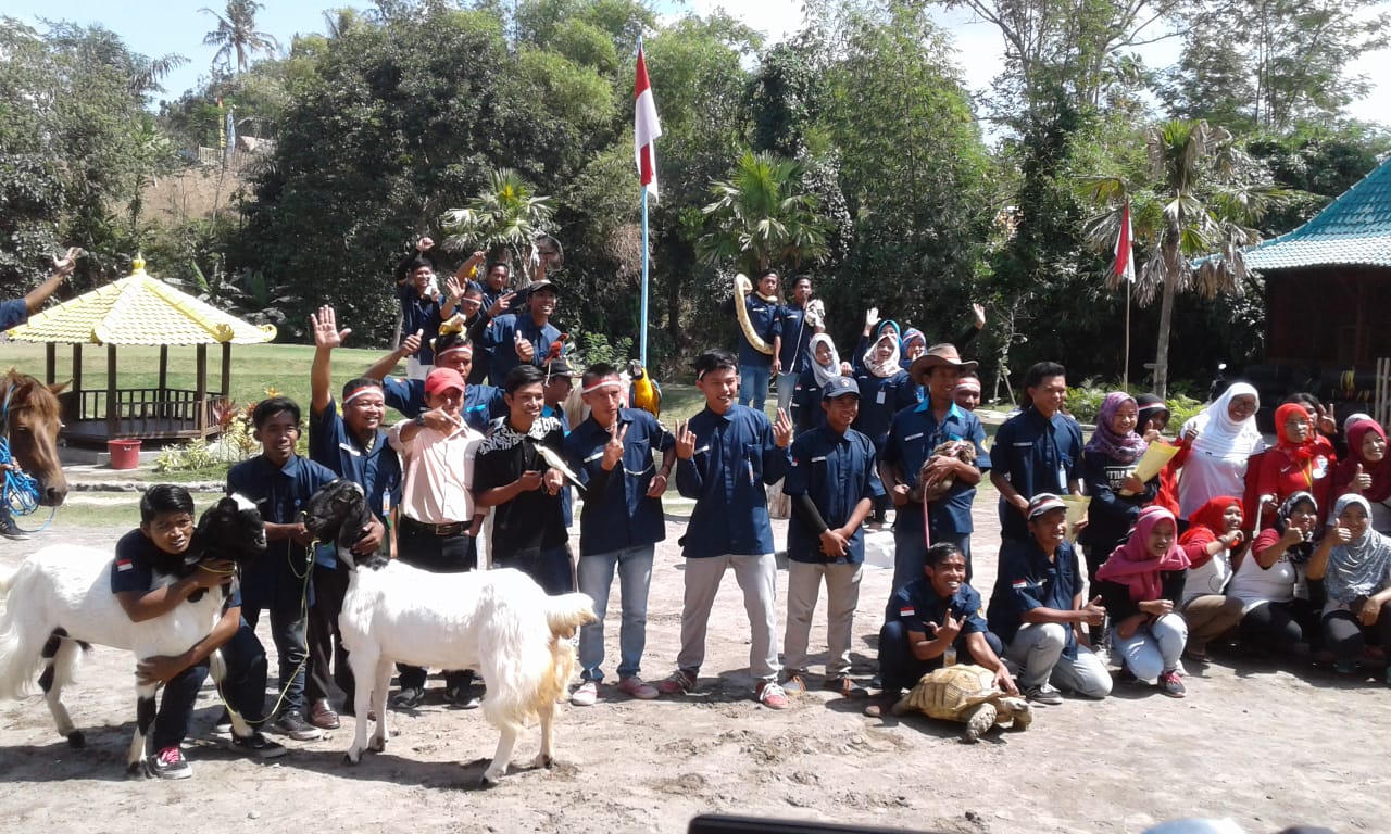 Kemerdekaan Milik Semua Mahluk Hidup ‘Satwa Ikut Upacara Jadi Viral Dunia 