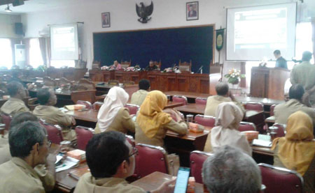 6 Fraksi DPRD Bantul Rancang Perda Tentang Keberadaan Swalayan dan Pasar Tradisional