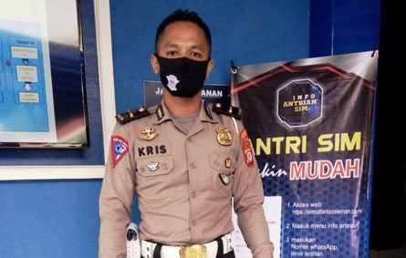 HUT Bhayangkara Ke- 74 Pemohon SIM A dan C  Lahir 1 Juli Polres Sleman Berikan Apresiasi 