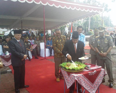 MEMDAGRI : SATPOL PP & LINMAS HARUS TINGKATKAN KUALITAS PELAYANAN