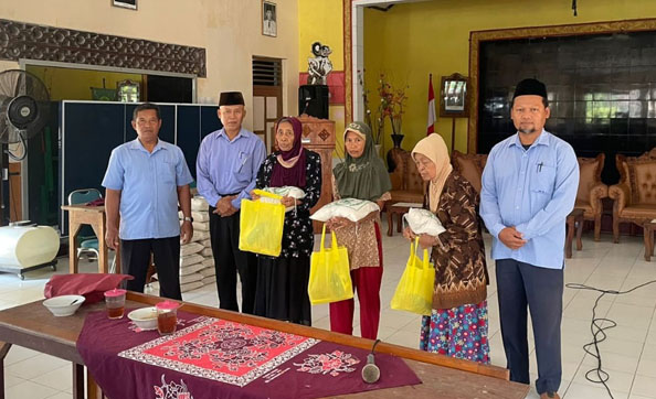 Warga Miskin Ekstrim Tirtosari  Kretek Bantul Terima BLT Dana Desa