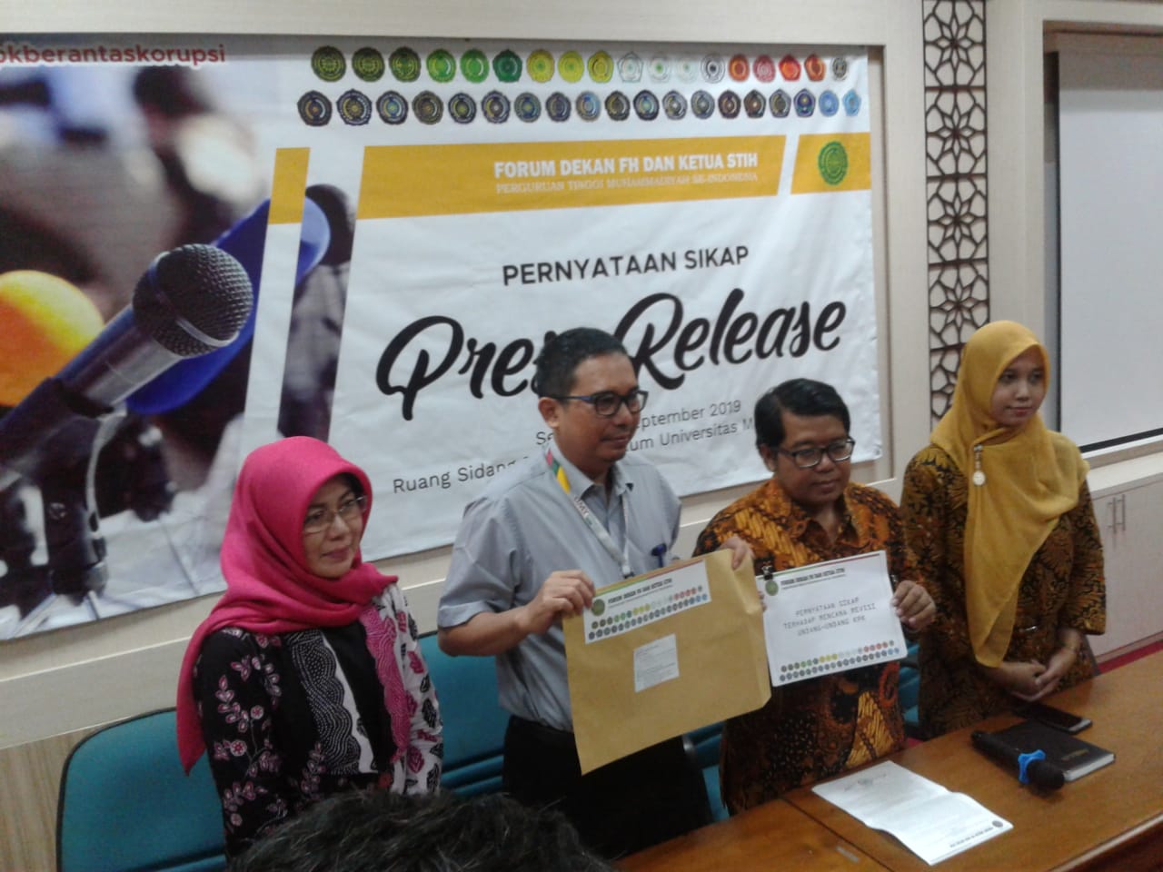 Forum Dekan FH - Ketua STIH Muhammadiyah  Se Indonesia Menolak Revisi UU KPK