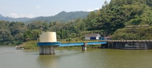 Sudahkan Anda Mengelilingi Waduk…