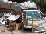 Truk Pengangkut Sampah Kota Jogja…