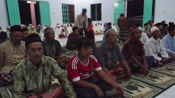 MASJID NUR THOHA KEDUNGPOH JADI SASARAN YAYASAN MADANI UNTUK SALURKAN TA'JIL