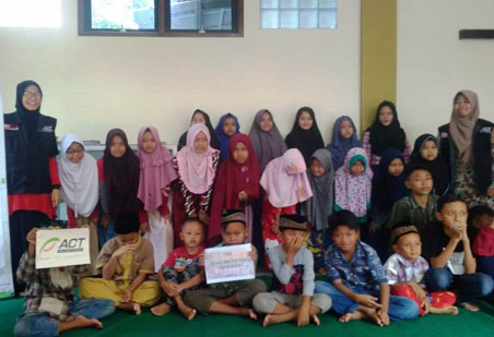 Semangat Belajar Adik-Adik Dusun Kerto Kidul Bersama Beasiswa Bintang Indonesia ACT