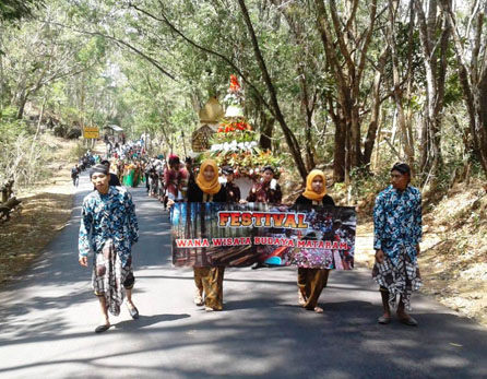 Festival Wana wisata Budaya Mataram 2019 di Beber di Hutan Pinus