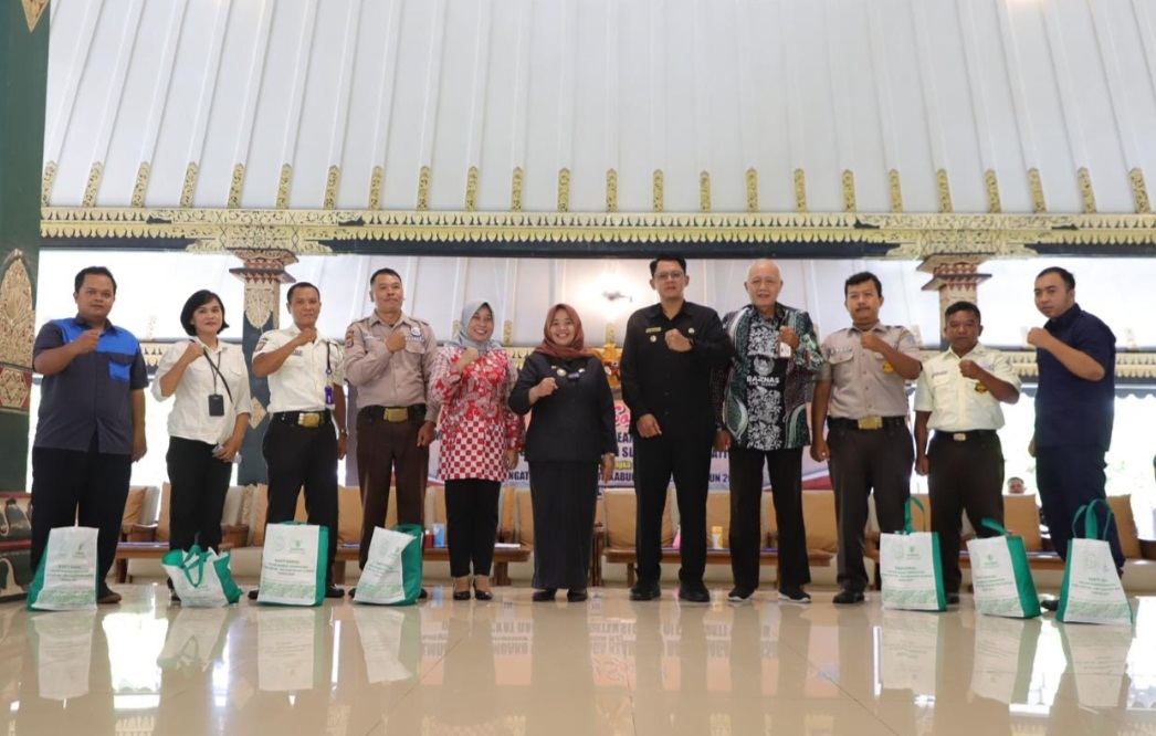Sambut Hari Jadi Sleman 108, Pemkab Sleman Serahkan 622 Paket Sembako