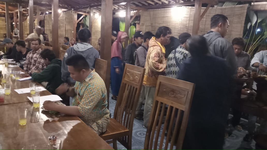 Warga Jogotirto Berbah Undang 5 DPRD 'DIY Tapi Absen' : Drs Mujiyono MM Berkibar Dapat Simpati warga 