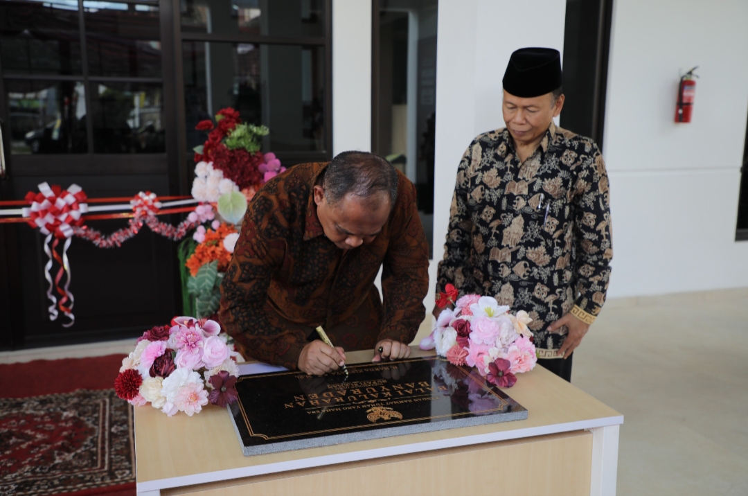 Gedung Baru Kalurahan Banyuraden Diresmikan Bupati Sleman Kualitas Pelayanan Meningkat