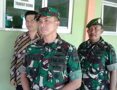 Perekat  Dengan Masyarakat  TNI Melakukan Pemberdayaan Di Wilayah.