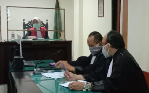 Kasus Nilai Ijazah Dugaan Keterangan Palsu Diakta Otentik YIS Advokad Terdakwa Opening  ‘Statment’ Ini Akrobat Hukum” 
