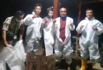 Berpakaian APD Ini Contoh Lurah…