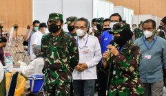 Panglima TNI Targetkan Vaksinasi…