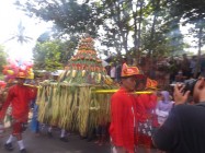 Gunungan dalam Kirab Budaya ludes…