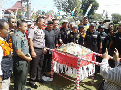 Wuich FKOR DIY Gelar Potong Tumpeng Peringati Bayangkara ke 73 