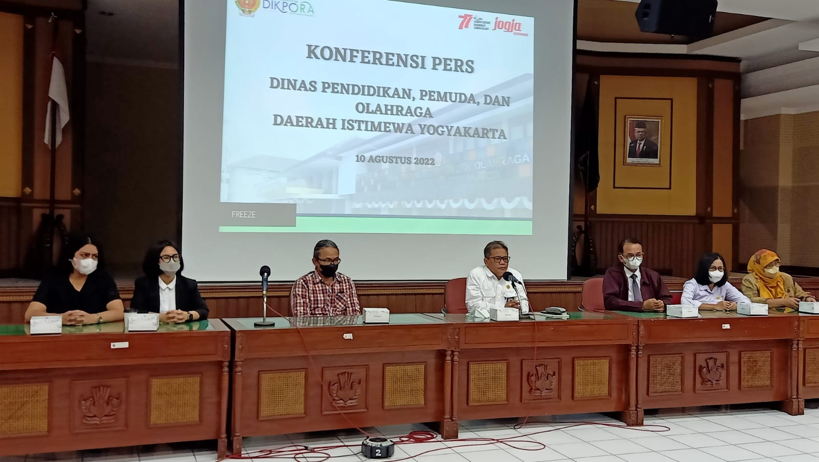 Akhirnya Kasus Berjilbab SMAN 1 Btp Memasuki Rekonsiliasi Saling Bertemu dan Saling Memaafkan